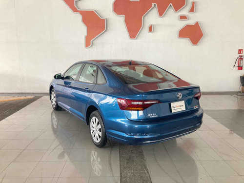 Imagen 3 de 7 de Volkswagen Jetta 2019 4p Trendline L4/1.4/t Man