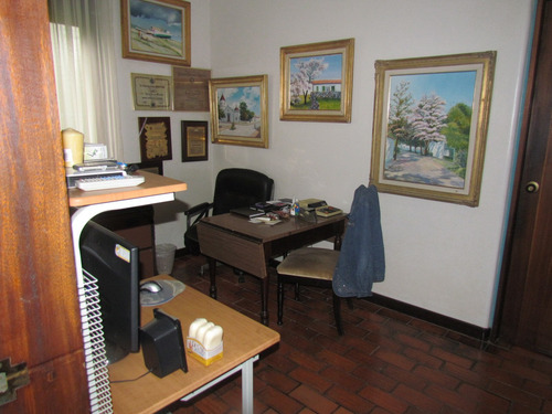 Imagen 21 de 30 de Se Vende Casa 800m2 4h/6b/4p Lomas Del Mirador 9214