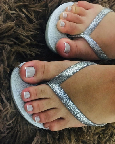 Imagem 1 de 5 de Manicure, Pedicure E Nail Designer