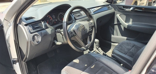 Imagen 8 de 10 de Seat Toledo 1.4 T Xcellence Dsg Plata 2018