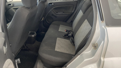 Ford Fiesta 1.6 ROCAM HATCH 8V FLEX 4P MANUAL