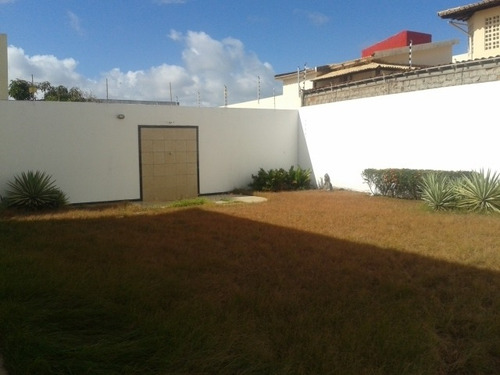 Imagem 15 de 21 de Casa 3 Quartos Aracaju - Se - Coroa Do Meio - 0375