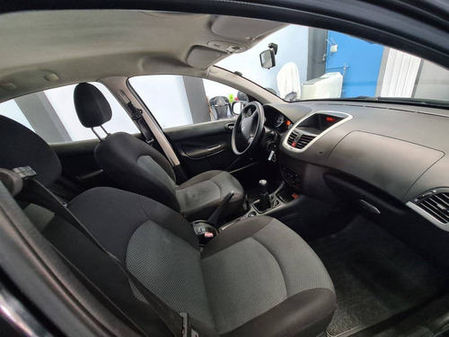 Imagem 7 de 9 de Peugeot 207 1.4 Xr 8v Flex 4p Manual