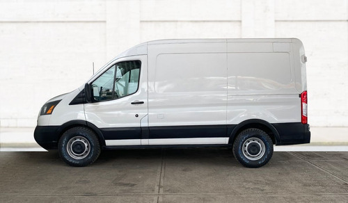 Imagen 8 de 11 de Ford Transit 2016 3.7 Gasolina Van At