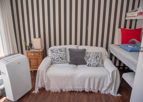 Imagen 11 de 23 de Departamento En 2 Plantas - 4 Ambientes - Impecable - Castel