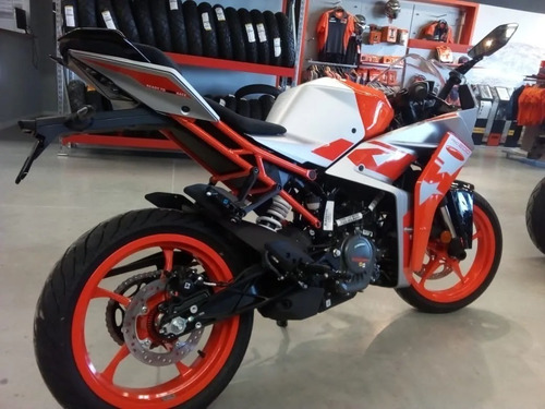 Imagen 15 de 16 de Ktm Rc 200 2023 Moto 0km Financiación A Tasa 0 Urquiza Motos