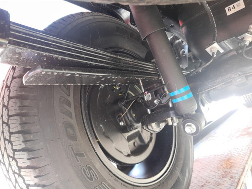 Imagen 9 de 15 de Hilux Sr 2022 Lolo