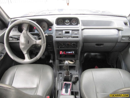 Mitsubishi Montero Wagon V6 Mt 3000cc