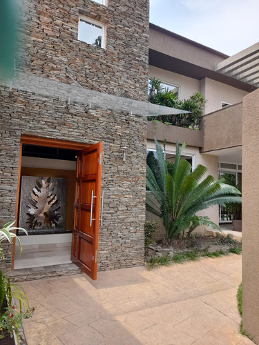 Casa Res. Villas San Diego La Cumaca Carabobo. Vende Mezones