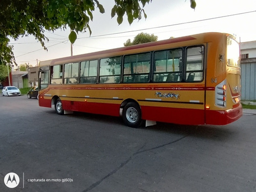 Imagen 5 de 17 de Mercedes.2014 1418.