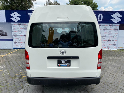Imagen 6 de 15 de Toyota Hiace Panel Super Larga 2019