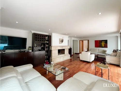 Vendo, Apartamento En La Carolina, 4 Habitaciones Para Inversión