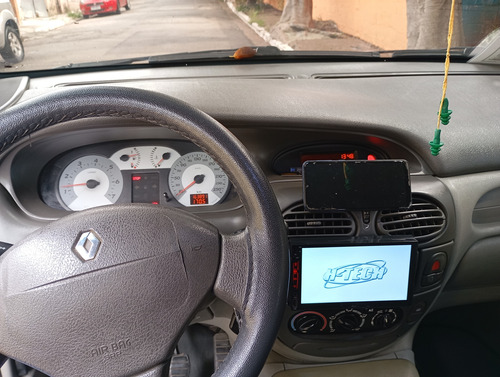 Renault Scenic 1.6 16v Expression Hi-flex 5p