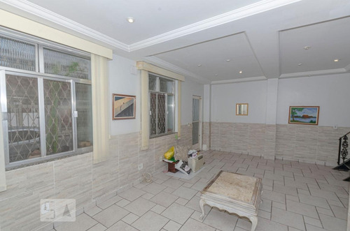 Imagem 8 de 15 de Casa Para Aluguel - Maracanã, 2 Quartos, 250 - 892915892