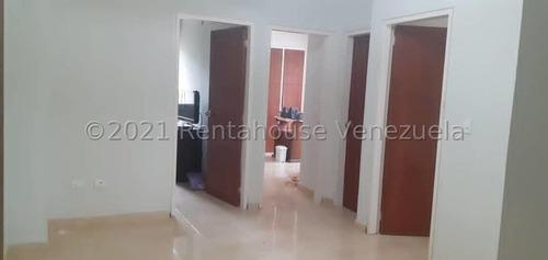 Imagen 8 de 14 de Gustavo Zavala Rentahouse 21-19634