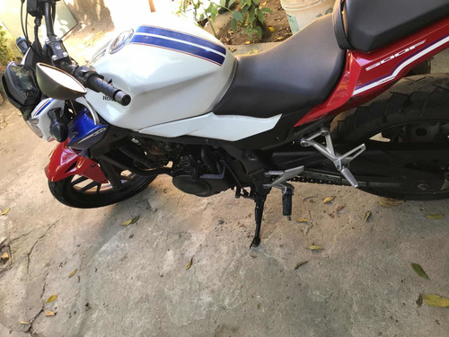 Imagem 2 de 8 de Honda C500f Capitão Americ