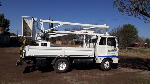 Grosspal G 640 Con Hidroelevador De 12 Metros