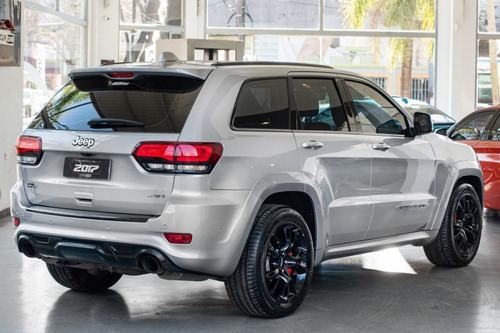 Imagen 6 de 15 de Jeep Grand Cherokee 6.4 Srt Atx 465hp At