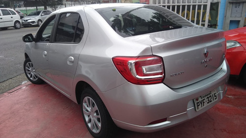 Renault Logan 1.6 Expression 8v Flex 4p Manual