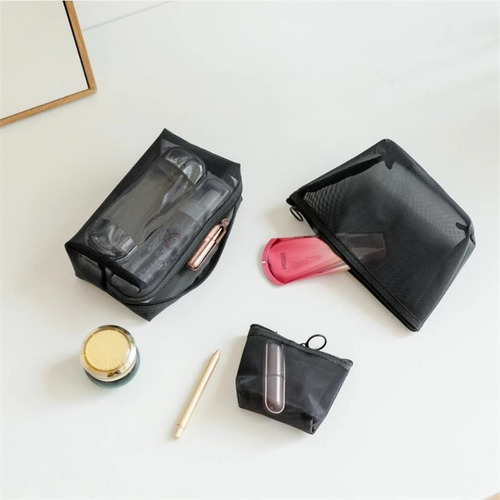 Imagem 2 de 9 de Kit 3 Bolsas De Malha Transparente Para Viagem E Uso