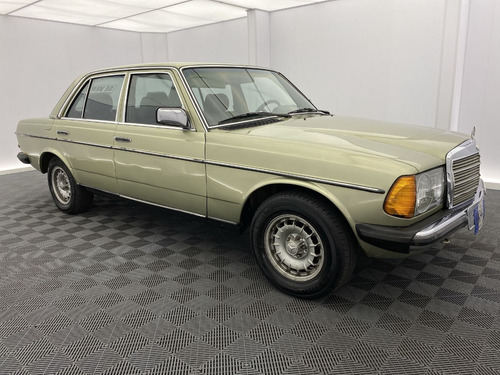 Mercedes Benz 230 E