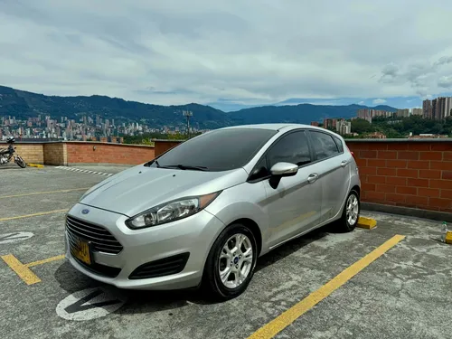Ford Fiesta 1.6 Hatchback Se