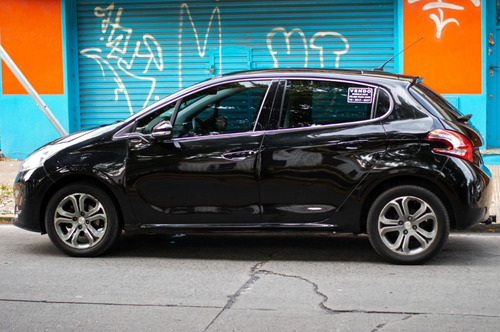 Peugeot 208 Feline Pack Cuir 2016