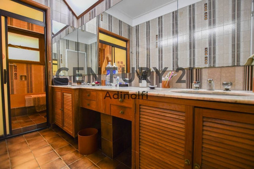 Imagen 24 de 30 de Calle 55 E/ Diag. 74 Y 14 - Casa En Venta Con Pileta Y Parque -