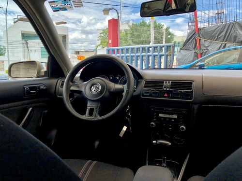 Imagen 5 de 15 de Volkswagen Jetta Clasico Cl A/c 2013