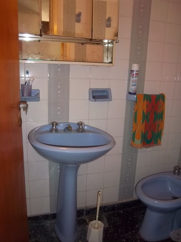 Imagen 4 de 7 de Casa Ph Con Dormitorio En Planta Baja
