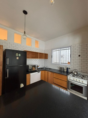 Casa En Alquiler Vivienda Apta Comercial - Monte Grande