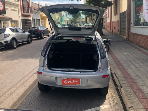 Imagem 10 de 10 de Chevrolet Corsa Hatch 1.4