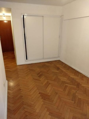 Imagen 5 de 12 de Departamento En Recoleta Con Balcon Corrido A Metros Del Subte D