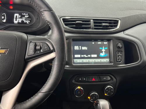 Chevrolet Onix 1.4 Activ Aut. 5p