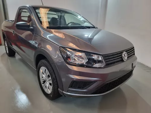 File:Volkswagen Saveiro Cross Doble Cabina Mk6 in Uruguay - front