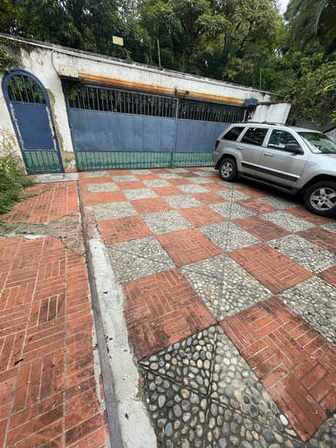Anexo Prados Del Este, Calle Codazzi