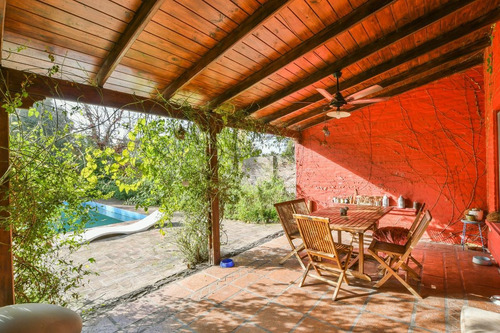 Imagen 25 de 30 de Casa De 4 Dormitorios En Venta Con Pileta En Aldea