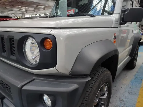 Suzuki Jimny 1.5 M/t
