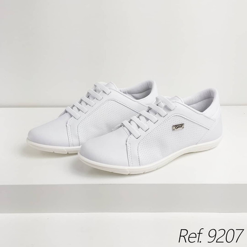 tenis branco simples