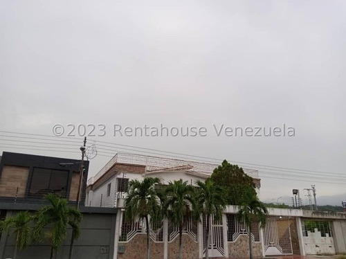 Casa En Venta Chalet Country San Diego Carabobo Leida Falcon Lf25-1292