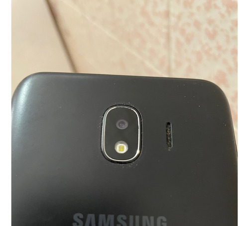 Celular Samsung Galaxi J4 (Usado)