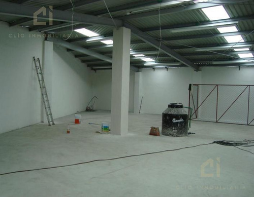 Bodega En Venta En Veracruz Sobre La Avenida Miguel Ángel De Quevedo, Cuenta Con Baños, Oficina Y Altura De Mas De 3 Metros