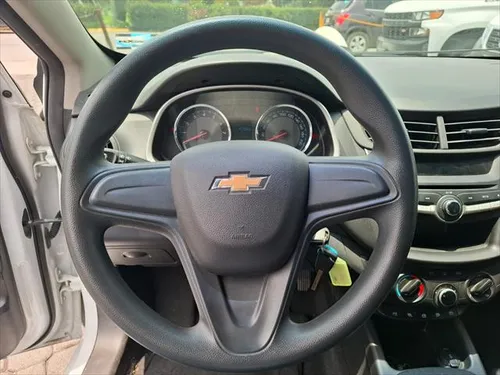 Chevrolet Aveo 1.5 Ls Mt