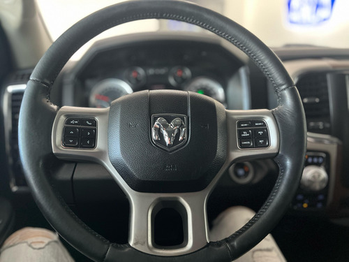 RAM Ram 5.7 Laramie 4x4 At