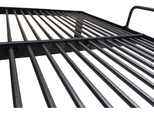 Parrilla Emparrillado Hierro 80x50 Perforadas Enhebradas Sor Color Negro