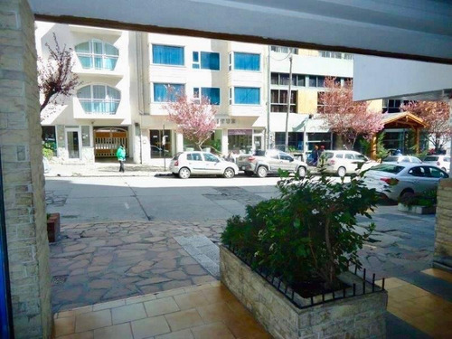 Imagen 16 de 18 de Venta Departamento 2 Dormitorios En Pleno Centro - Bariloche