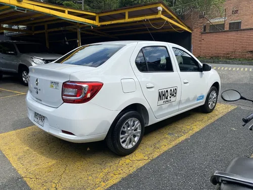 Renault Logan 1.6 Life+ Mt 4x2 2024