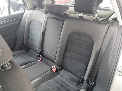 Imagen 10 de 15 de Volkswagen Golf 2017 1.4 Highline Dsg At