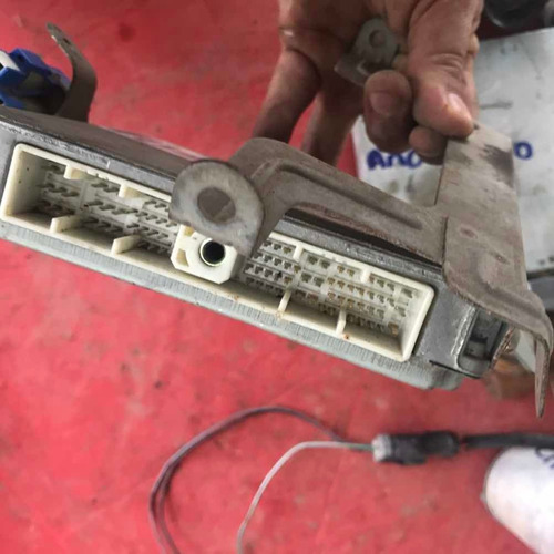 Ja18n26 Z98 Computadora Altima 1999 Estandart (Usado)