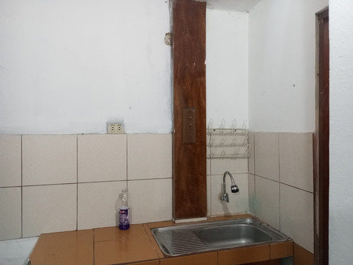 Imagen 2 de 5 de Departamento Con Vista A Exterior Zona Céntrica